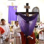 Wielki Piątek w liturgii i obiektywie